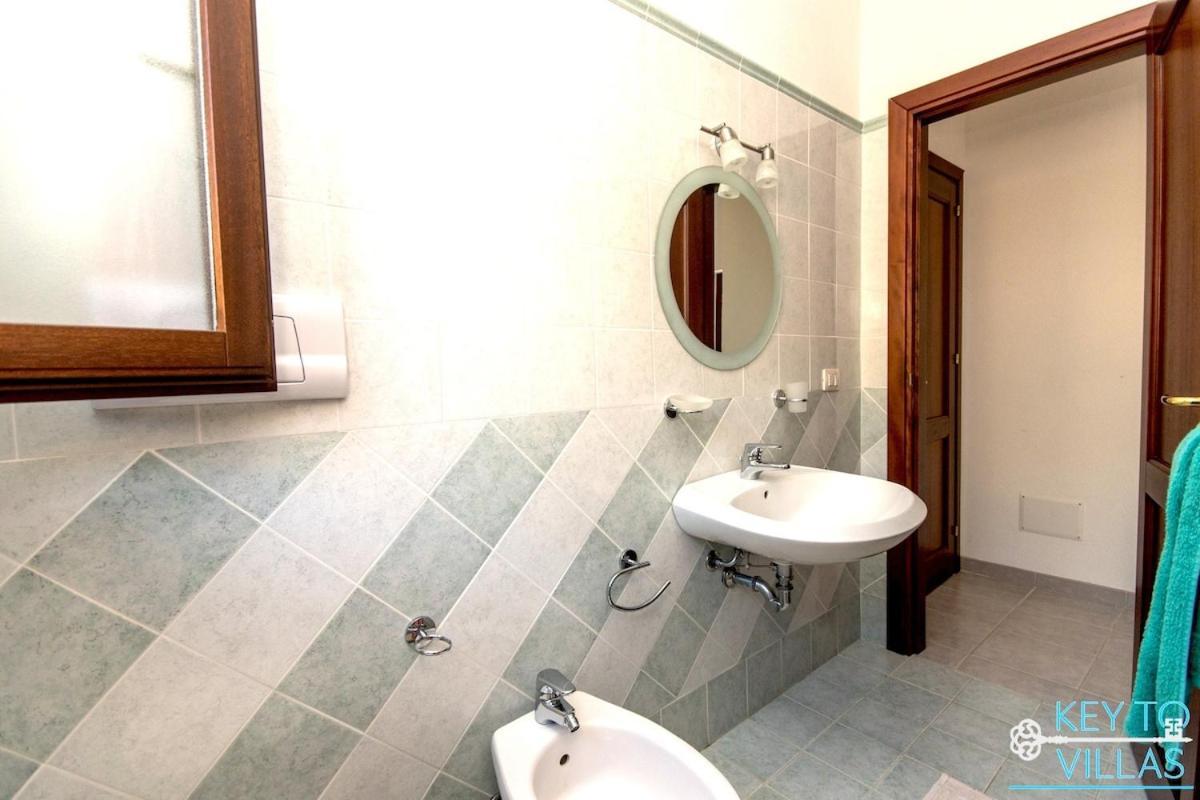 Villa Vista - Key To Villas Costa Paradiso Eksteriør bilde